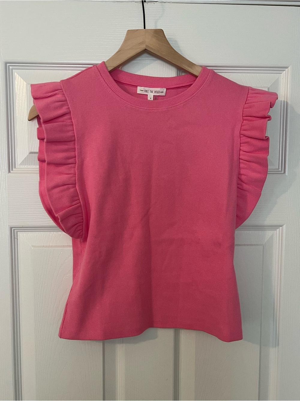 Anthro NWOT Free the Roses Sleeveless Ruffle Pink Top -